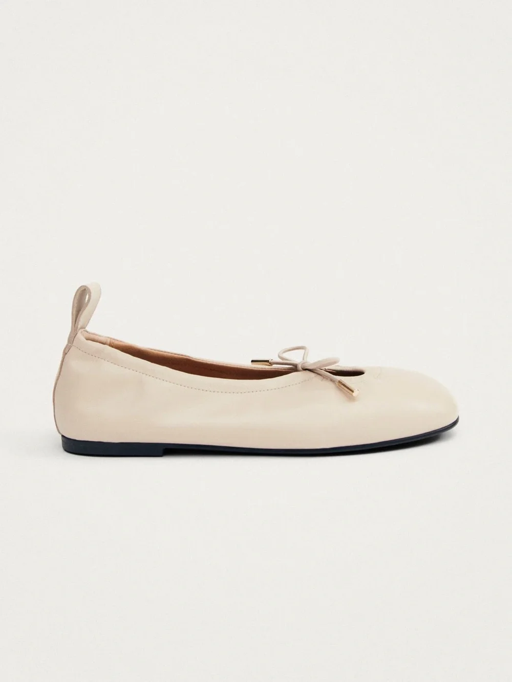 ALOHAS Rosalind Cream Leather Ballet Flats With Tie Bow Size 38, US 7-7.5
